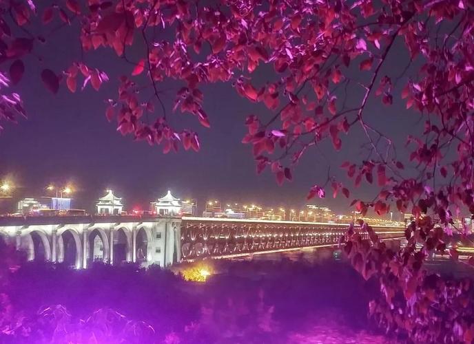 武汉游乐_武汉玩乐怎么样_武汉玩购主题乐园